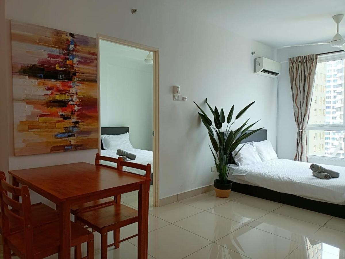 Family Suites At Mansion One By Maj George Town Eksteriør bilde