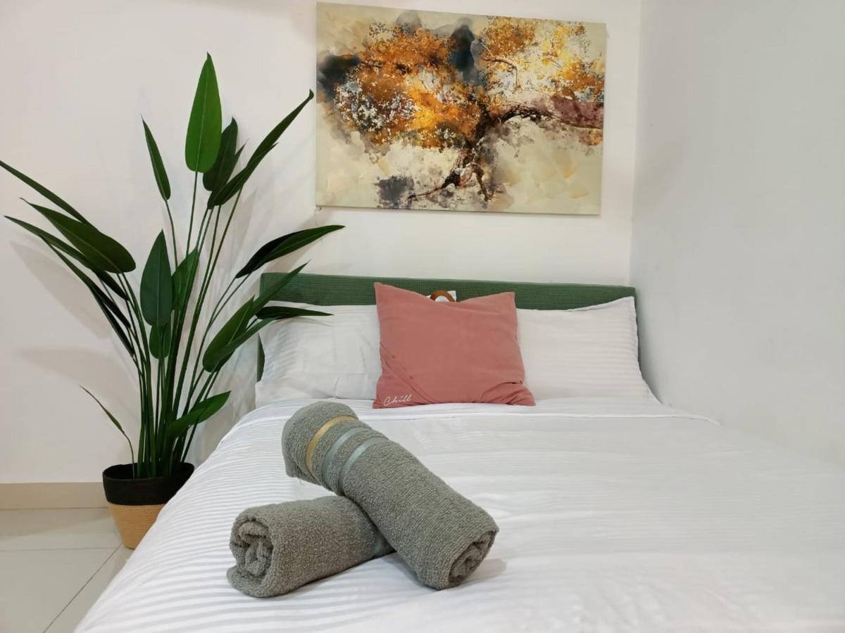 Family Suites At Mansion One By Maj George Town Eksteriør bilde