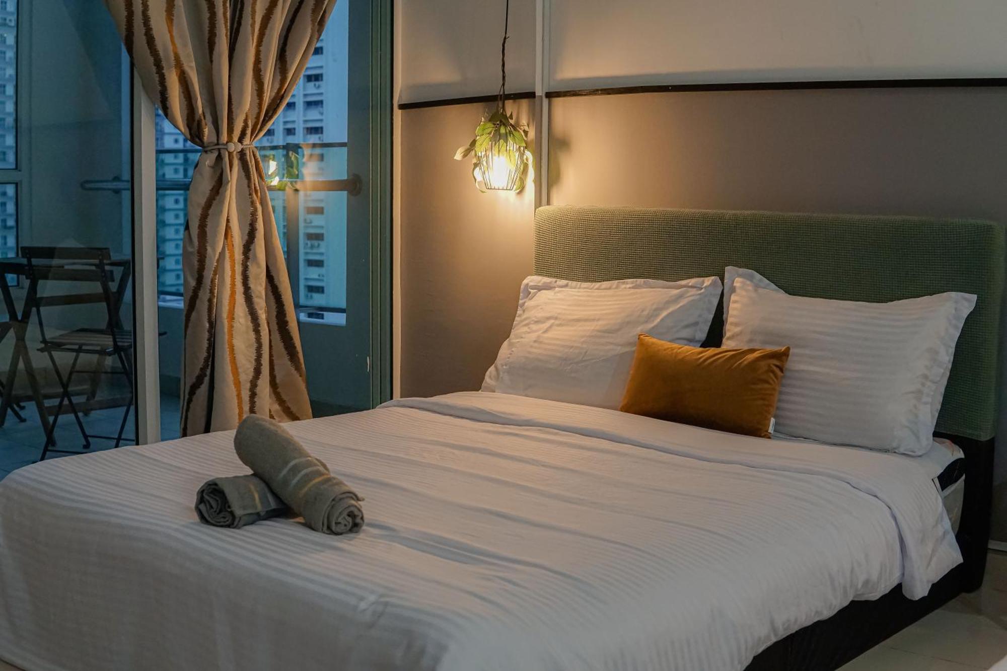 Family Suites At Mansion One By Maj George Town Eksteriør bilde